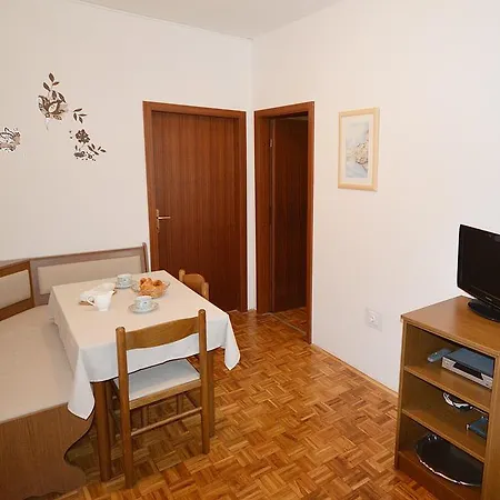 Apartment Blue Sea Kozino