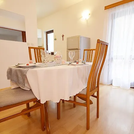 Blue Sea Apartment
