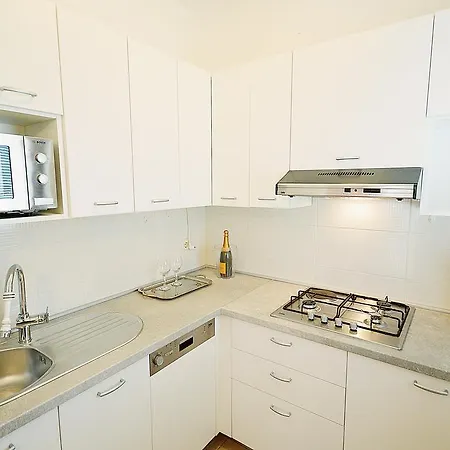 Blue Sea Apartment Kozino